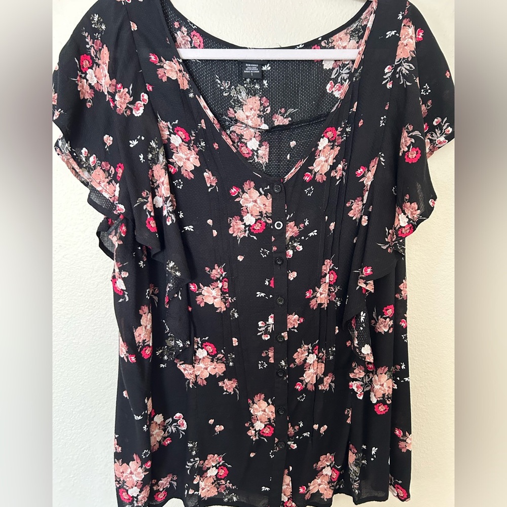 torrid Black Floral Button-Front Blouse